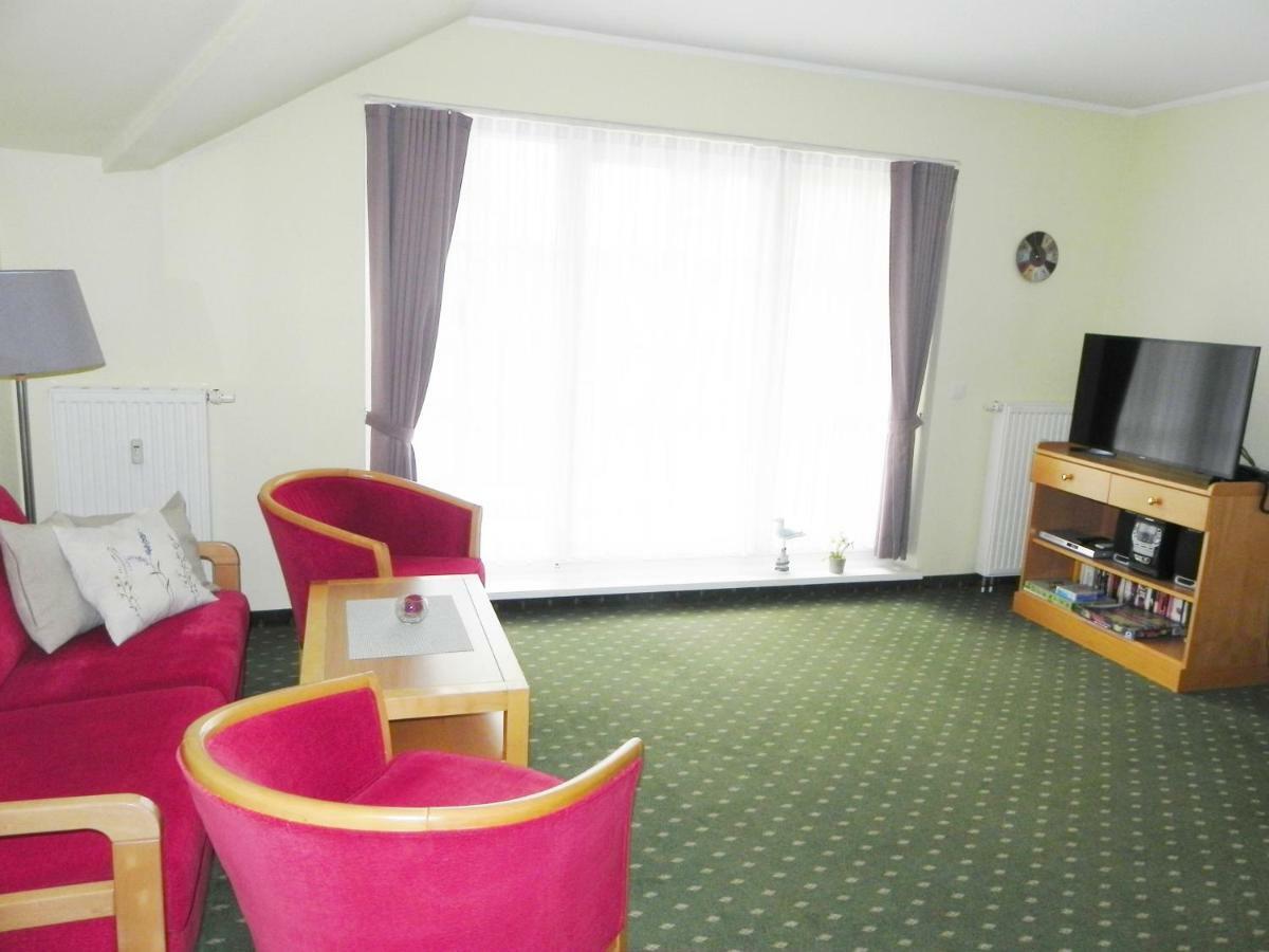 Ferienwohnung 1 3 19 Inselstrand ゼーバート・ヘリングスドルフ エクステリア 写真